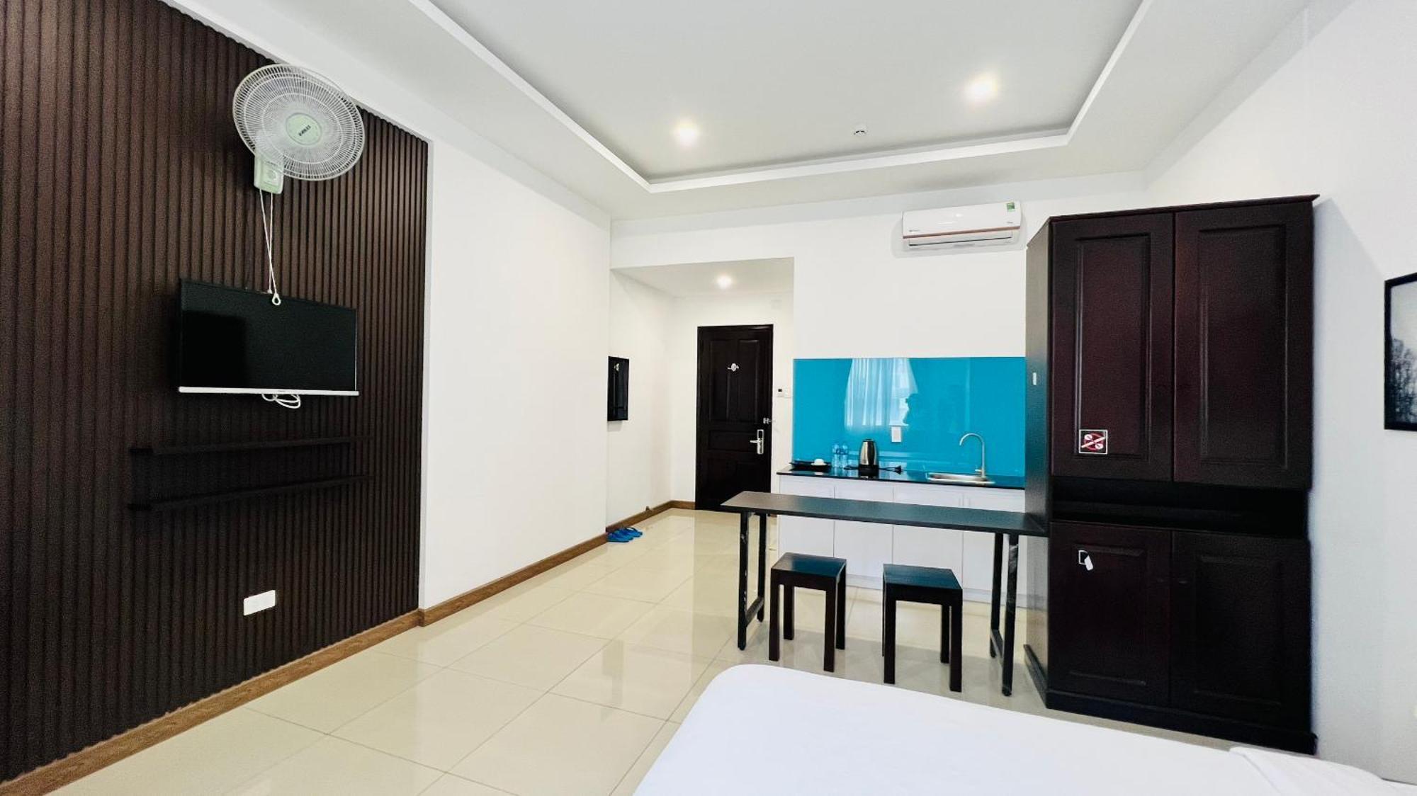 Phuong Dong And Quy Nhon